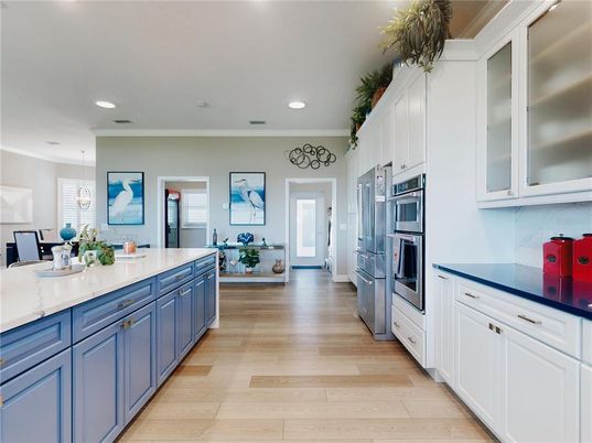 Interior, Kitchen, Pendant Lights, Recessed Lighting, Wood Texture Flooring