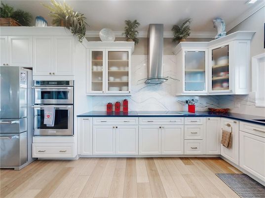 Interior, Kitchen, Stainless Steel Appliances, Wood Texture Flooring