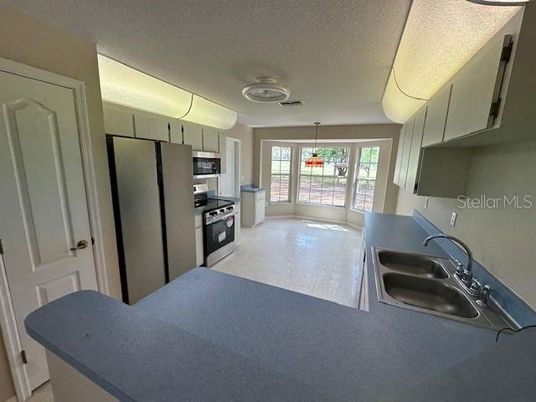 Interior, Kitchen, Pendant Lights, Stainless Steel Appliances