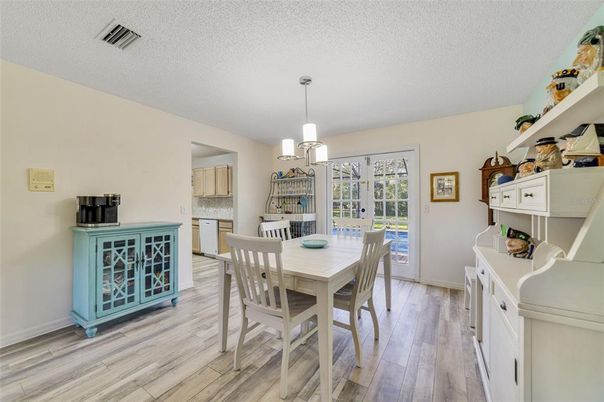 Chandelier, Dining room, Interior, Kitchen, Pendant Lights, Wood Texture Flooring