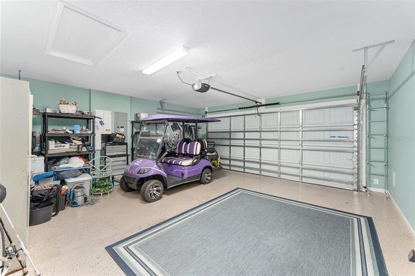Garage, Interior