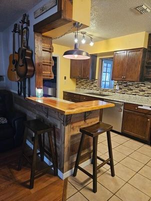 Interior, Kitchen, Pendant Lights, Wood Texture Flooring