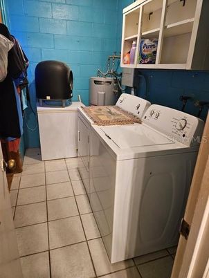 Interior, Washer