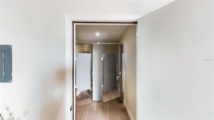 Interior, Recessed Lighting, Wood Texture Flooring