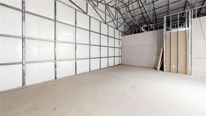 Garage, Interior
