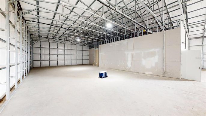 Garage, Interior