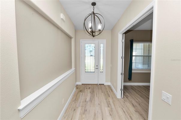 Interior, Pendant Lights, Wood Texture Flooring