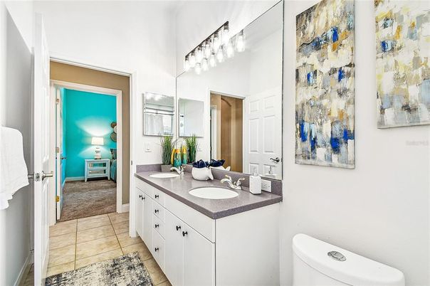 Bathroom, Dual Sink Vanities, Interior