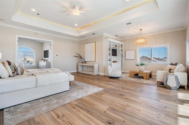 Bedroom, Interior, Pendant Lights, Recessed Lighting, Wood Texture Flooring