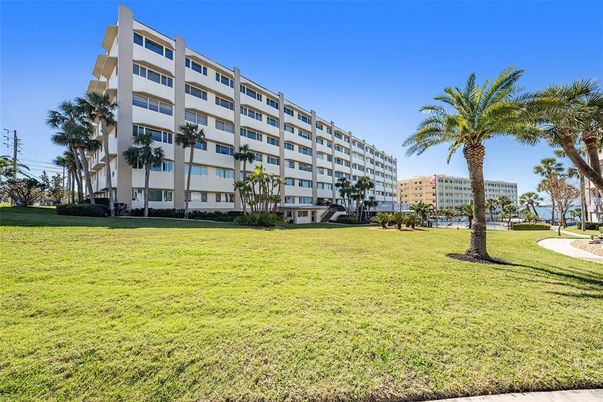 Backyard, Exterior, Facade, Condo Building