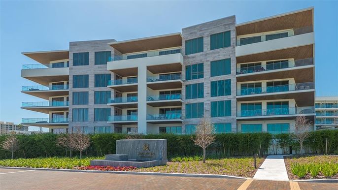 Exterior, Facade, Condo Building