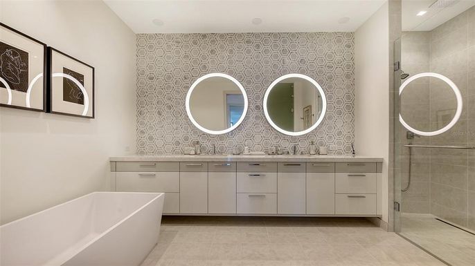 Bathroom, Dual Sink Vanities, Free Standing Baths, Glass Shower, Interior, Recessed Lighting