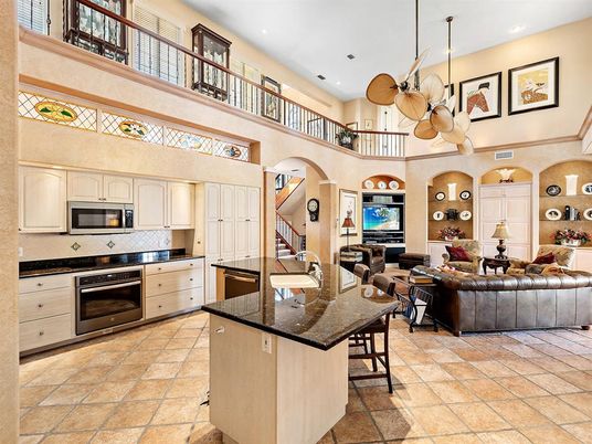 Interior, Kitchen, Living room, Recessed Lighting, Stainless Steel Appliances