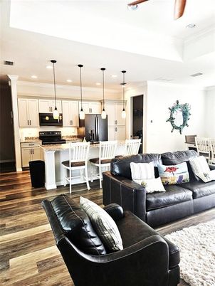 Interior, Kitchen, Living room, Pendant Lights, Recessed Lighting, Stainless Steel Appliances, Wood Texture Flooring