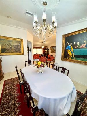 Chandelier, Dining room, Interior