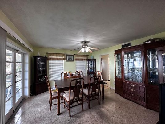 Dining room, Interior