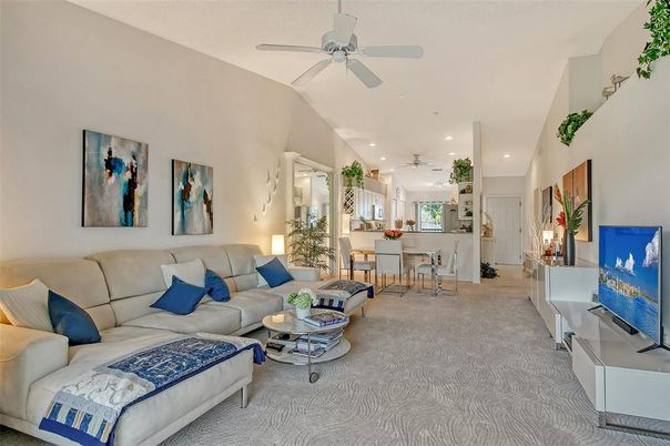 Dining room, Interior, Kitchen, Living room, Recessed Lighting