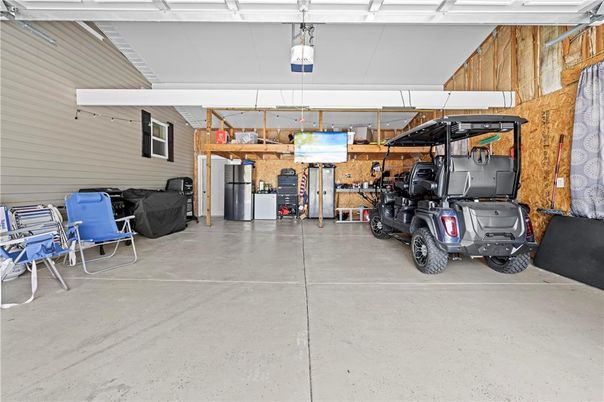 Garage, Interior