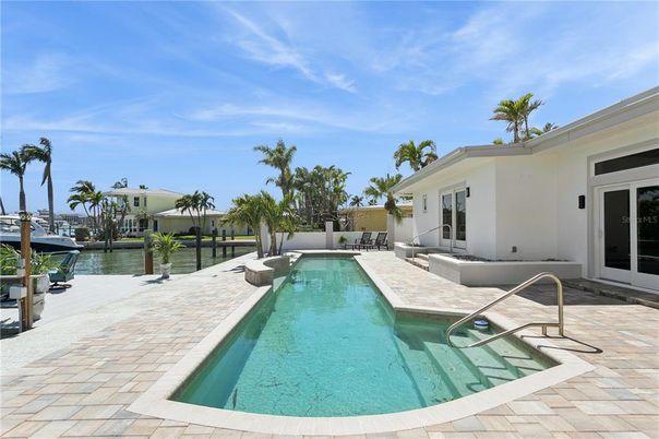 Exterior, Pool, Water
