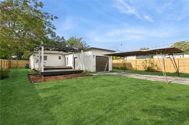 Backyard, Exterior