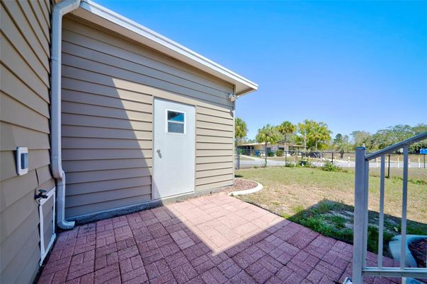 Backyard, Exterior