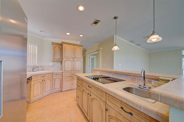 Interior, Kitchen, Pendant Lights, Recessed Lighting, Tile Countertops
