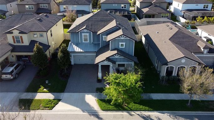 Exterior, Drone