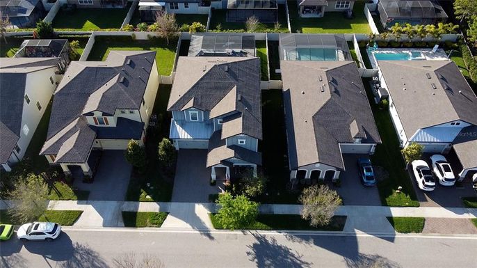 Exterior, Drone