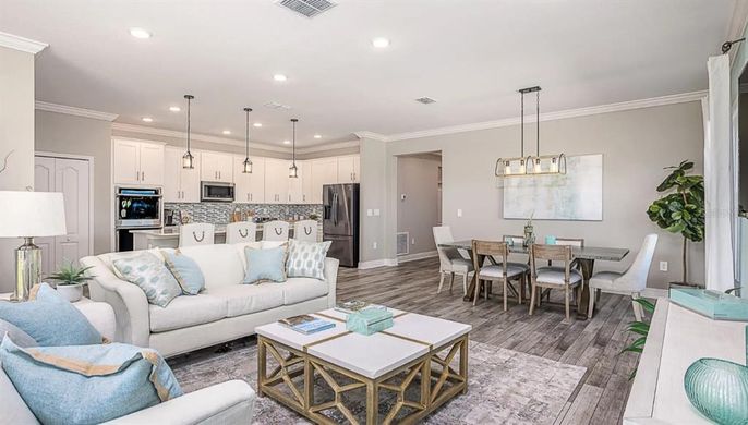 Dining room, Interior, Kitchen, Living room, Pendant Lights, Recessed Lighting, Stainless Steel Appliances, Wood Texture Flooring