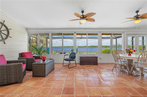 Dining room, Interior, Living room, Sun Room, Water