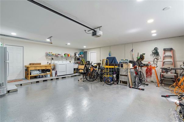 Fitness Equipment, Interior, Recessed Lighting, Washer