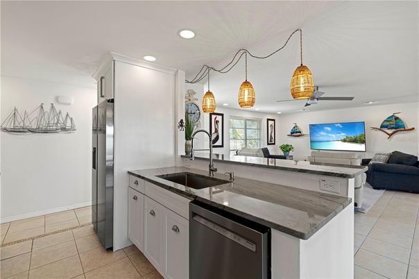 Interior, Kitchen, Pendant Lights, Recessed Lighting, Stainless Steel Appliances