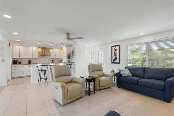 Interior, Kitchen, Living room, Pendant Lights, Recessed Lighting