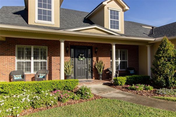 Exterior, Facade, Brick Facade, Ranch