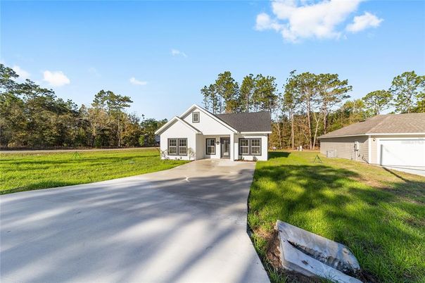 Backyard, Detached Garage, Exterior