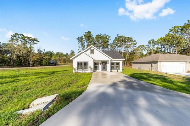 Backyard, Detached Garage, Exterior