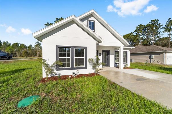 Backyard, Exterior, Facade, American Craftsman