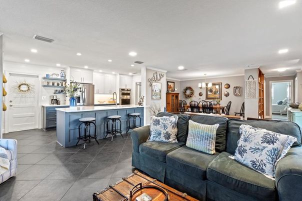 Chandelier, Dining room, Interior, Kitchen, Living room, Recessed Lighting, Stainless Steel Appliances