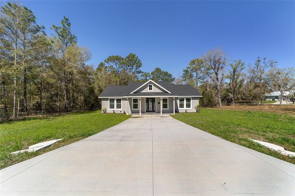 Backyard, Exterior, Facade, Cape Cod