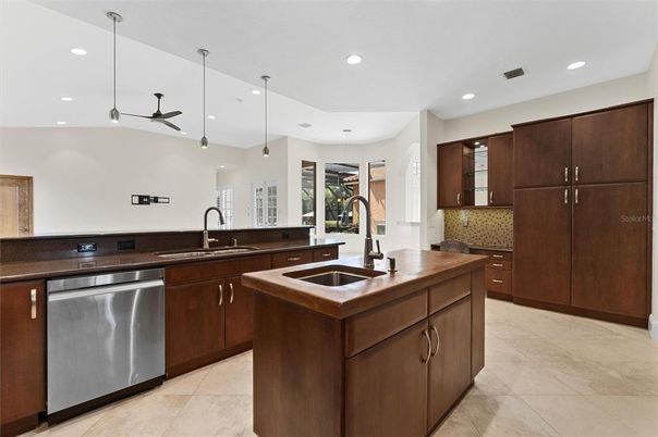Interior, Kitchen, Pendant Lights, Recessed Lighting, Stainless Steel Appliances