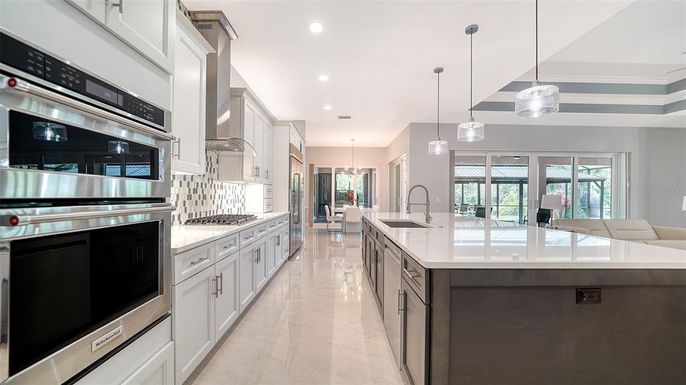Interior, Kitchen, Pendant Lights, Recessed Lighting, Stainless Steel Appliances