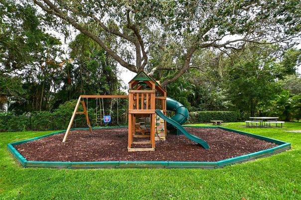 Backyard, Exterior, Playground