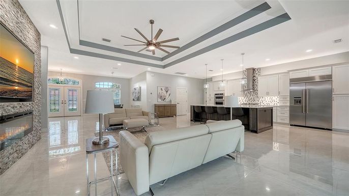 Fireplace, Interior, Kitchen, Living room, Pendant Lights, Recessed Lighting, Stainless Steel Appliances
