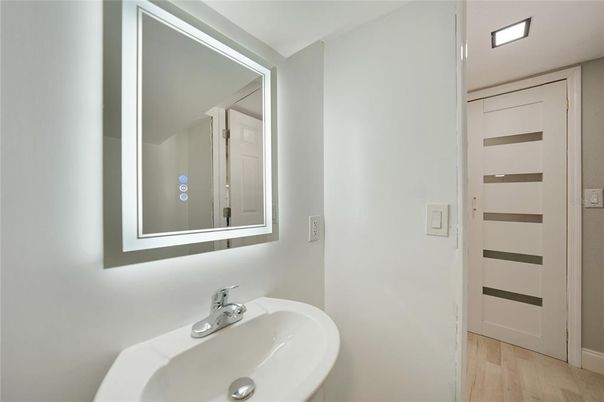 Bathroom, Interior, Recessed Lighting, Wood Texture Flooring