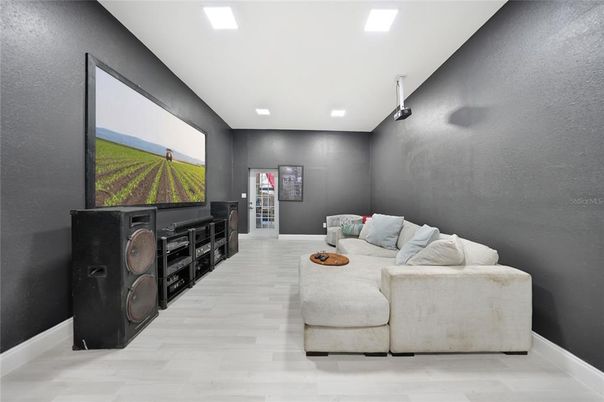 Interior, Living room, Recessed Lighting, Wood Texture Flooring