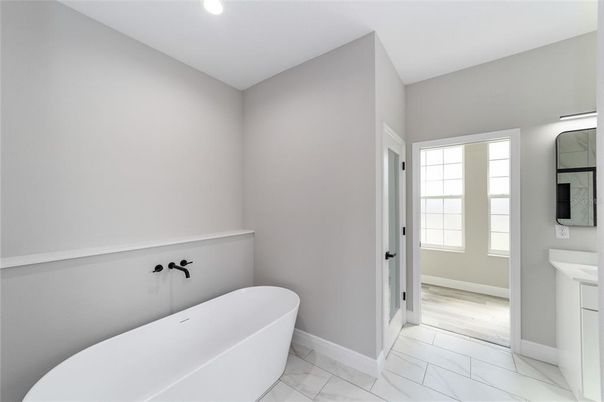 Bathroom, Free Standing Baths, Interior, Marble, Recessed Lighting