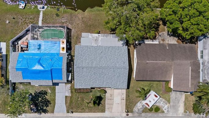 Exterior, Drone