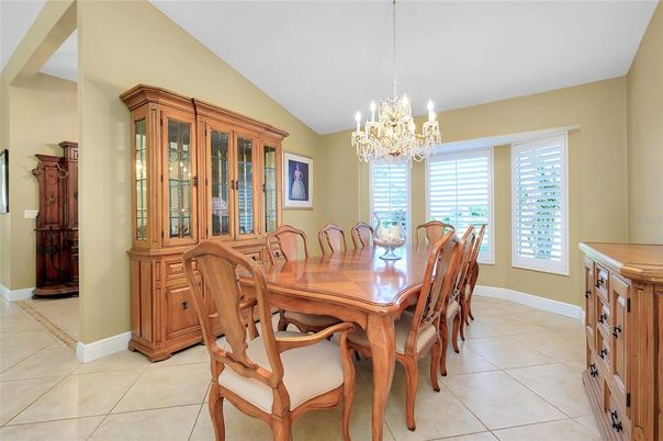 Chandelier, Dining room, Interior