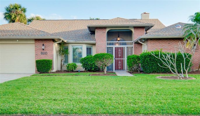 Attached, Exterior, Facade, Brick Facade, Ranch