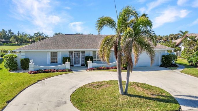 Attached, Backyard, Exterior, Facade, Ranch